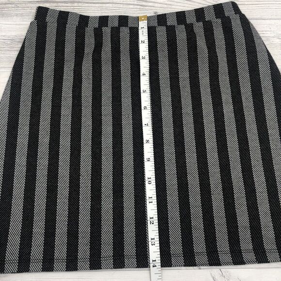 Forever 21 Y2k 90s Mini Skirt Size Small Slanted Stripes Academia Preppy Grunge - Picture 8 of 10